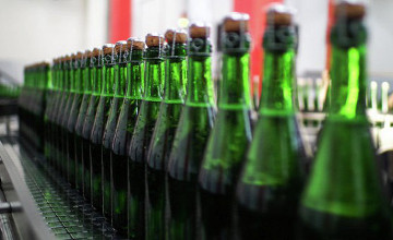 Úndistanda 22 adam alkogolden ýlanyp kóz jumdy