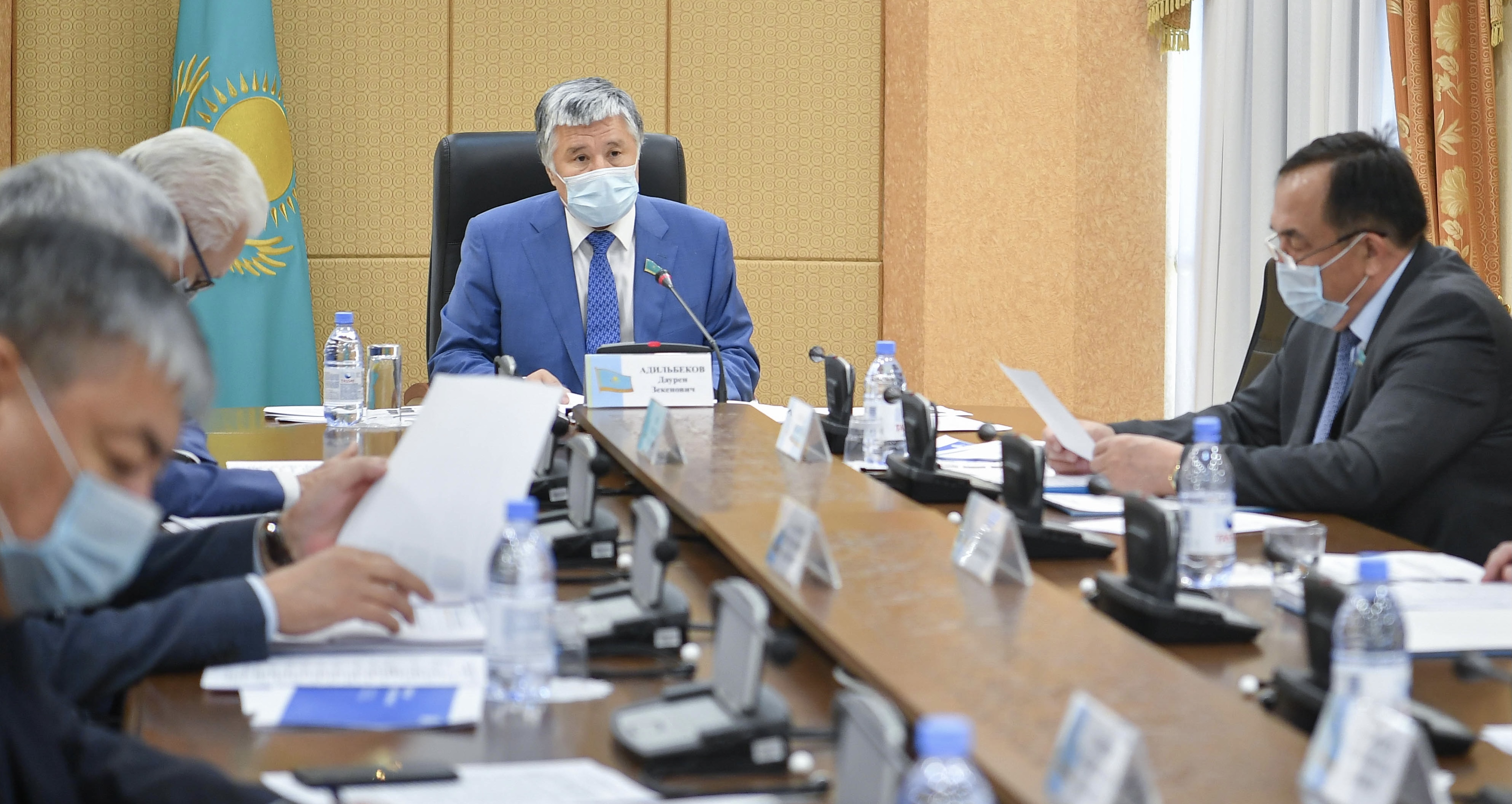 Senator: Memlekettik basqarý júıesin ınnovasııalyq damýǵa baǵdarlaý qajet