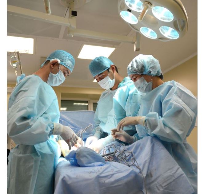 Erekshe operasııa jasaldy