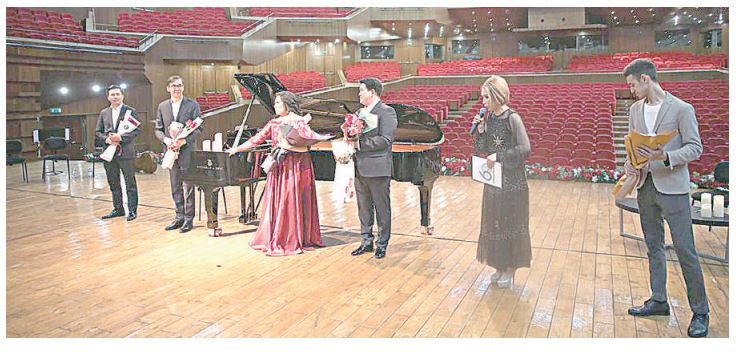 «Juldyzben bir sahnada» jobasy bastaldy