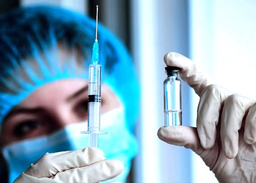 Ekpe salyp, erteńin oılaǵan ozady