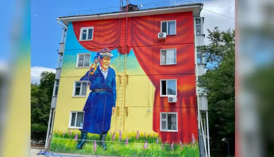 Aımanovtyń mýraly ashyldy