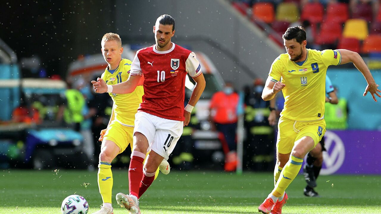 EURO-2020: Taǵy eki qurama pleı-off kezeńine shyqty