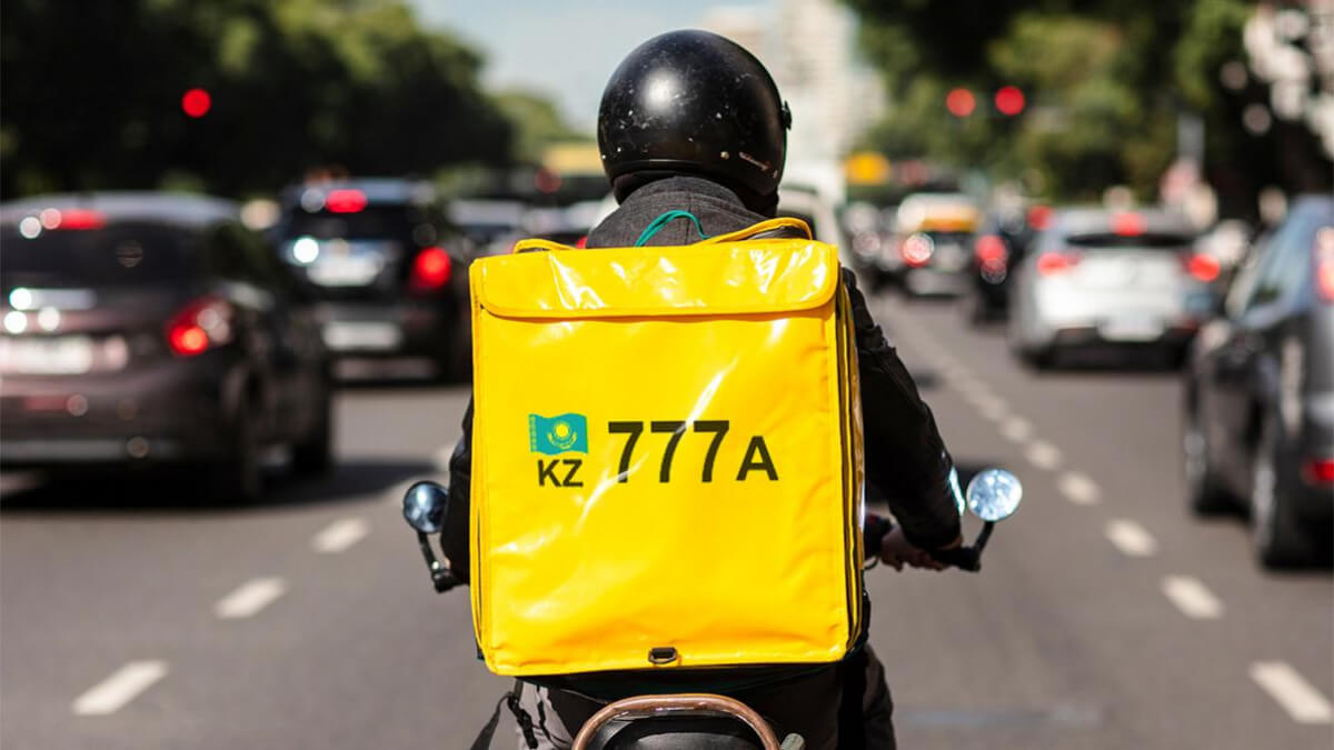 Almaty turǵyndarynyń mazasyn alǵan mopedshiler máselesi qalaı sheshiledi?