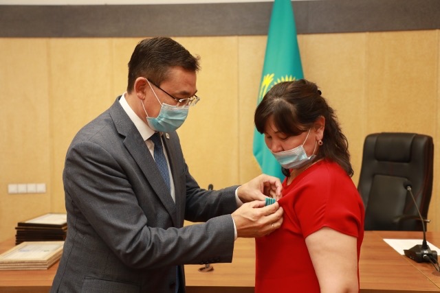 Atyraýda úzdik balyqshylar marapattaldy