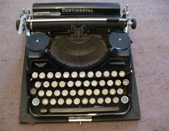 Muqanovtyń jazý mashınkasy