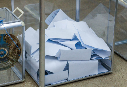 Atyraýda bir aýyldan ákim saılaýyna 7 úmitker usynyldy