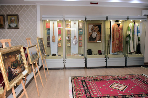 Jyr alybyna arnalǵan jyljymaly kórme