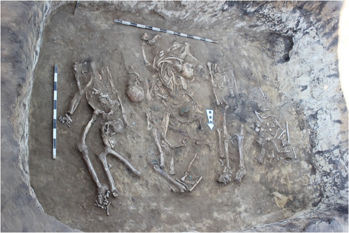 Batys Qazaqstanda baqsy kempirdiń qabiri tabyldy