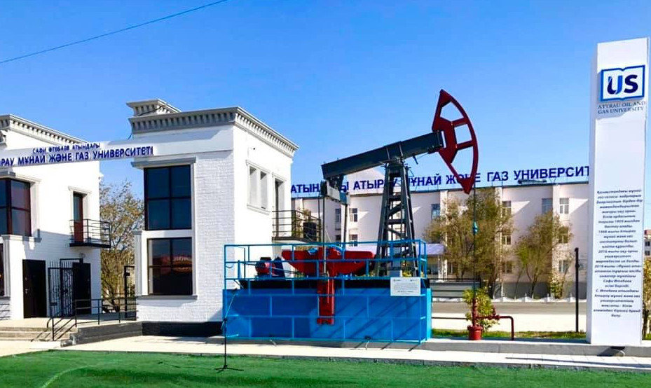 Atyraýdaǵy ýnıversıtette RhD doktorantýra ashyldy