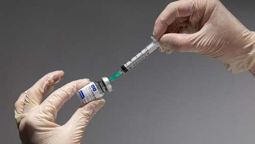 Almaz Sharman: Adamdar ólim men dertten emes, vaksınadan qorqady