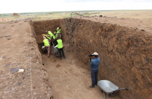 Tassýattyń tas baltasy