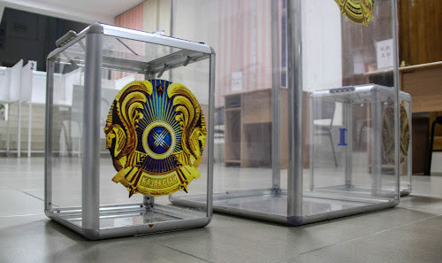 «Aqymaqqa – shapalaq» degizbeıtin ákim kerek...