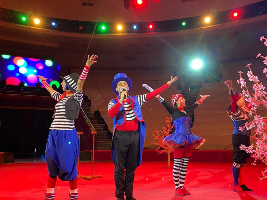 Bir kórermenge – úsh oryndyq