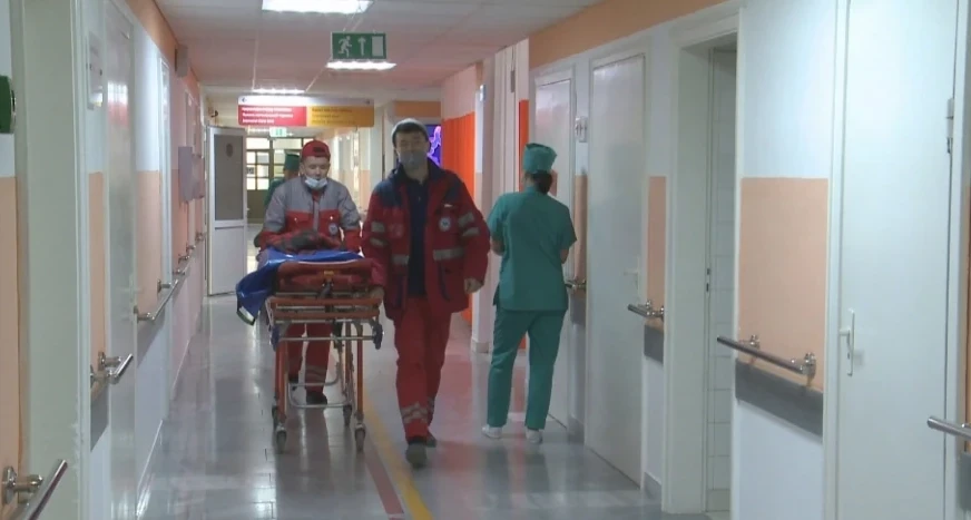 Baqylaý  bir sátke de báseńdemeıdi