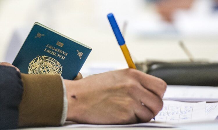 Atyraýǵa 182 qandas kóship keldi