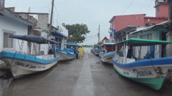 Meksıkaǵa «Greıs» daýyly jaqyndady