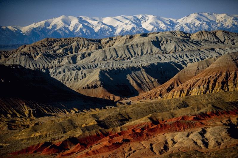 Altyn-Emelge jańa fototuzaqtar ornatyldy
