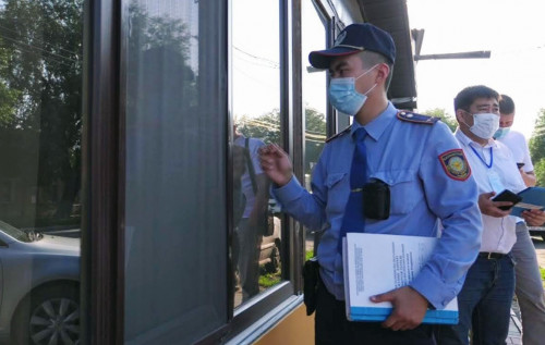 Monıtorıngtik toptardyń jumysy mardymsyz