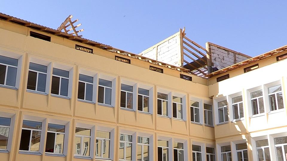 Bıyl 264 mektepte kúrdeli jóndeý júrgizildi