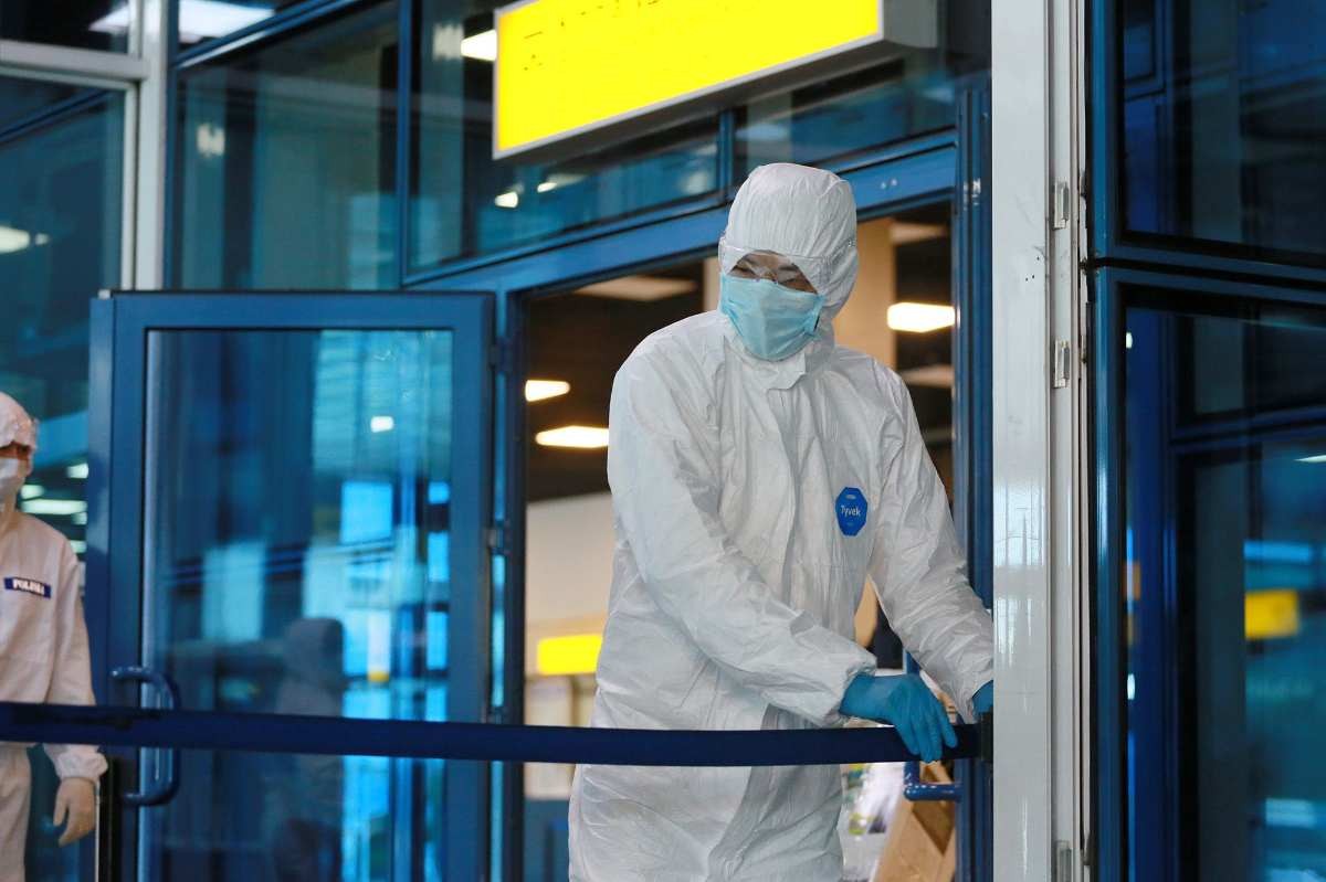 Elordanyń bas sanıtar dárigeri jańa qaýlyǵa qol qoıdy