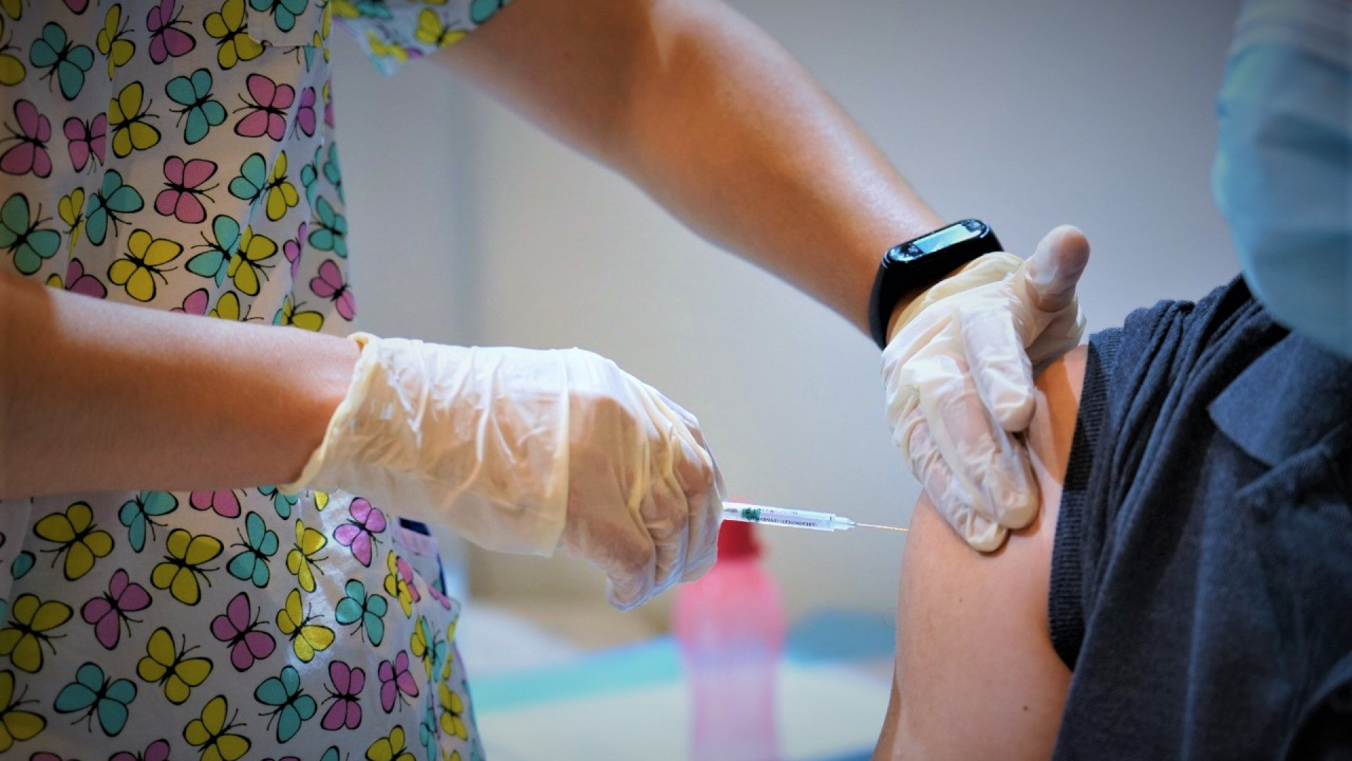 Nur-Sultanda vaksınasııalanǵan jastar arasynda 1,5 mln teńge oınatylady