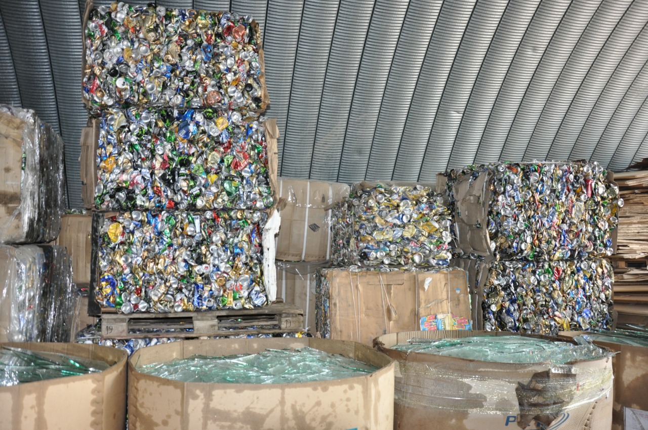 Qatty qaldyqtardy jınaǵan kásipkerlerge qomaqty qarjy tólendi