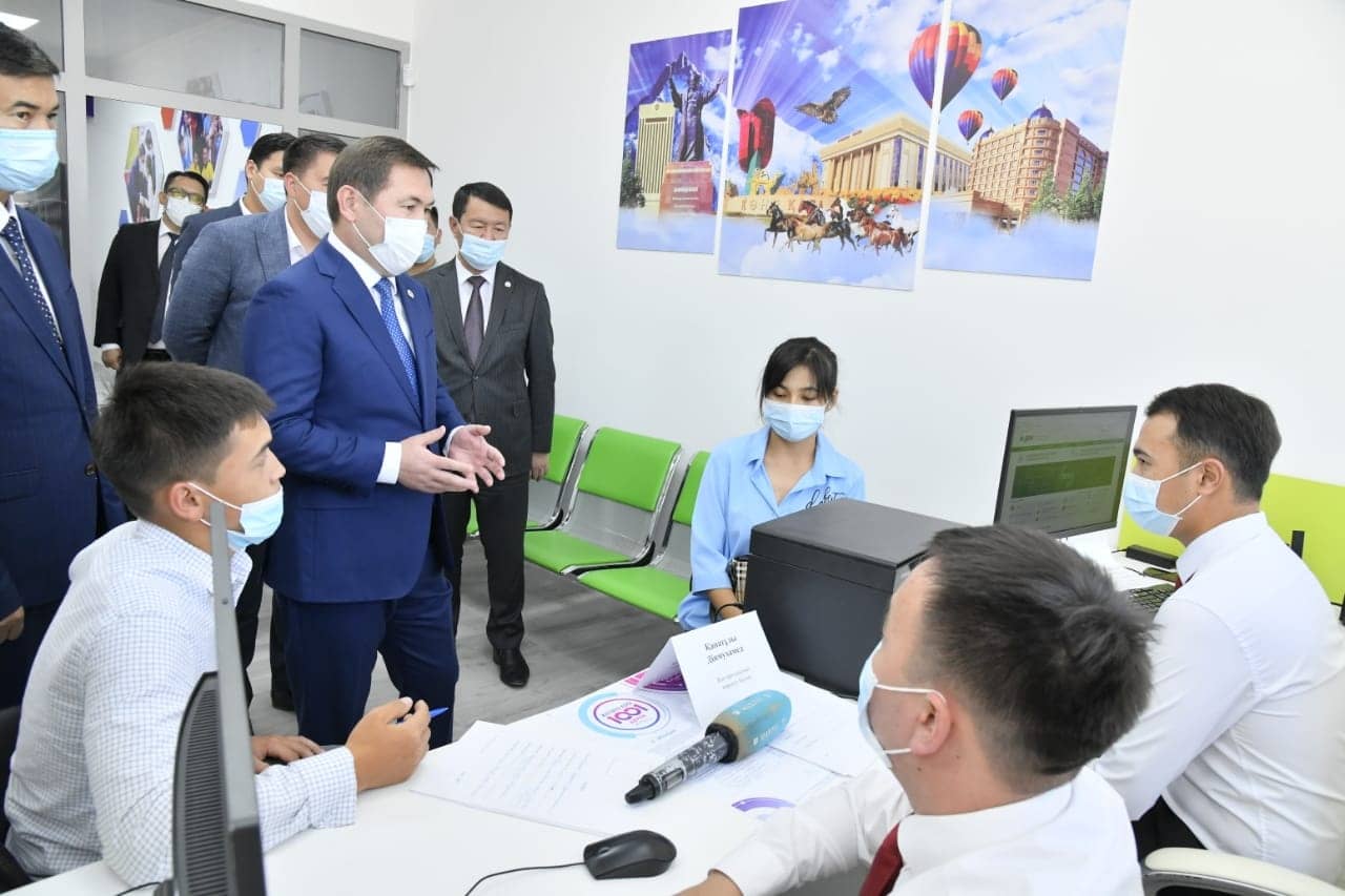 Shymkenttiń 4 aýdanynda jastar ortalyǵy ashyldy