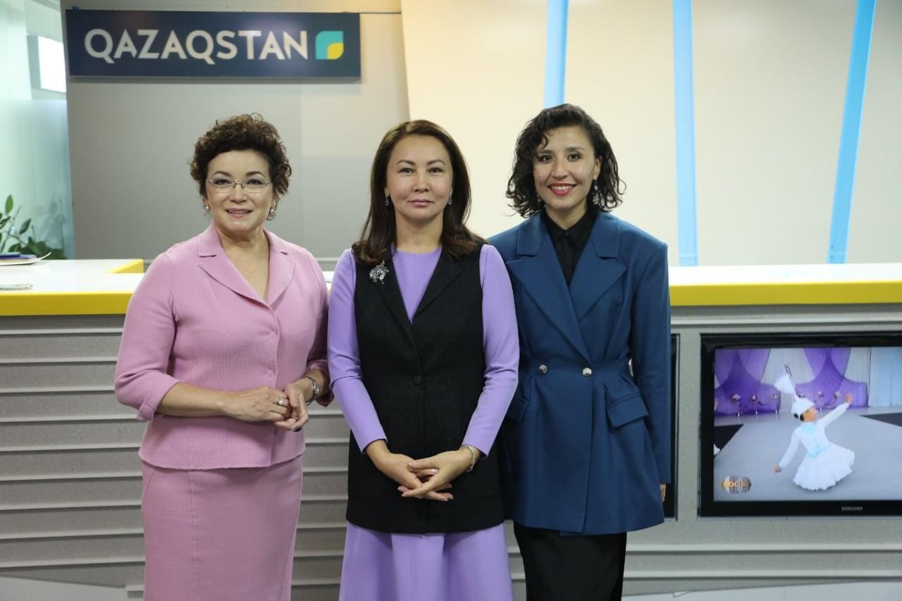 Jýrnalıst Qymbat Dosjan men Maqpal Jumabaı jańa qyzmetke taǵaıyndaldy