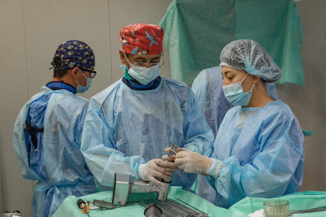 Túrkistan oblysynyń turǵyny anasyna baýyryn berdi