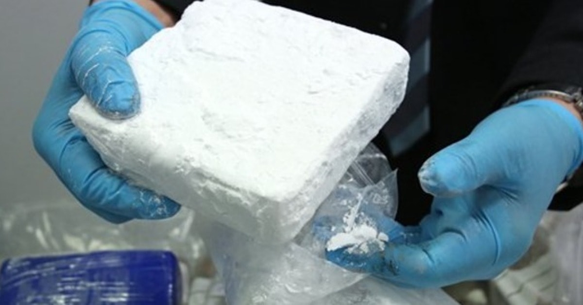 Úndistan portynda Aýǵanstannan jetkizilgen 3 tonna geroın tárkilendi