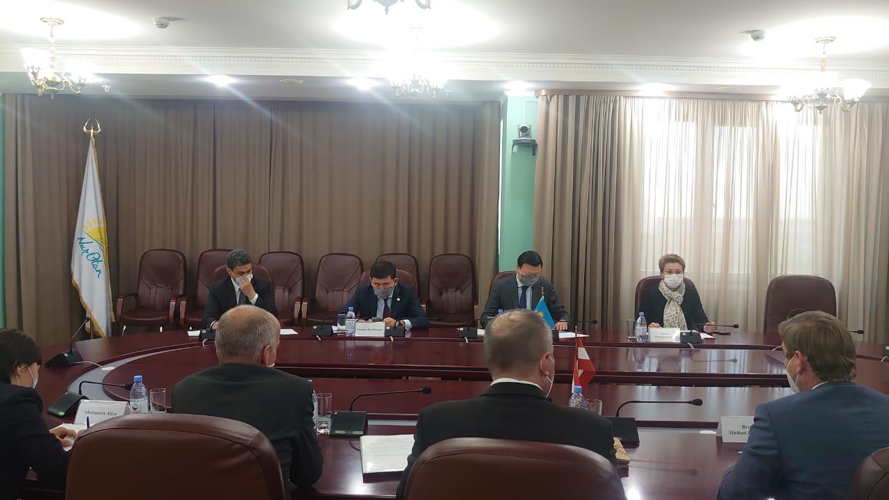 Avstrııalyqtar Almatyda 200 oryndyq aýrýhana salýǵa nıetti