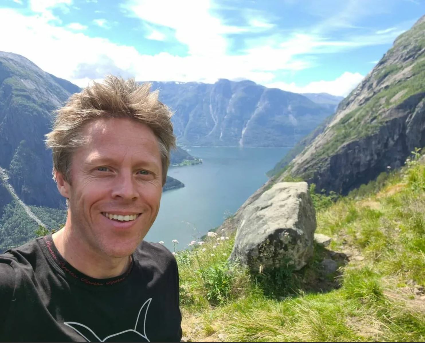 Gýnnar Garfors:  Saıahat sanaǵa silkinis ákeledi