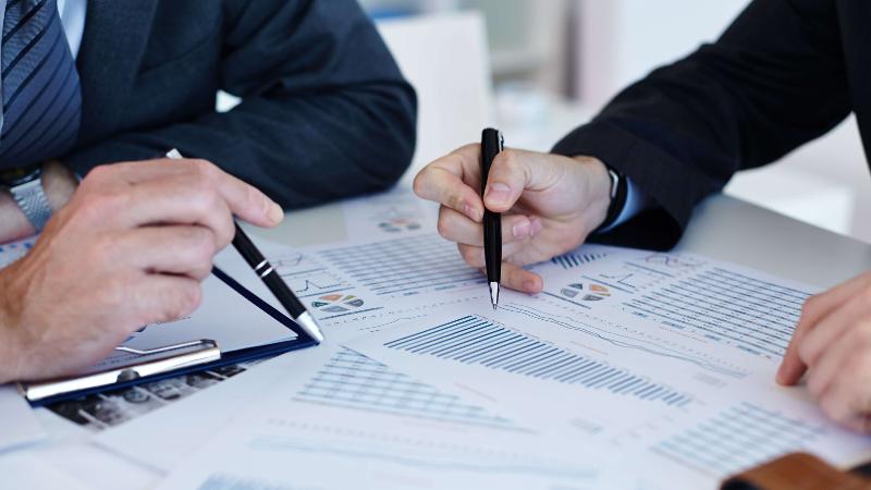 Akkredıtteý qyzmetiniń quny tómendedi