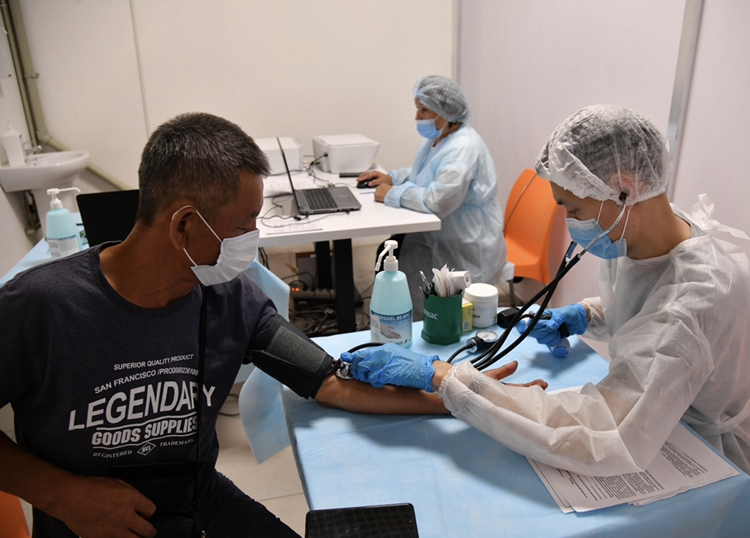 Úshinshi megapolıs  úsh ssenarııge de daıyn