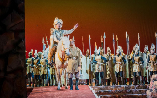 Jańalyǵy kóp jańa maýsym