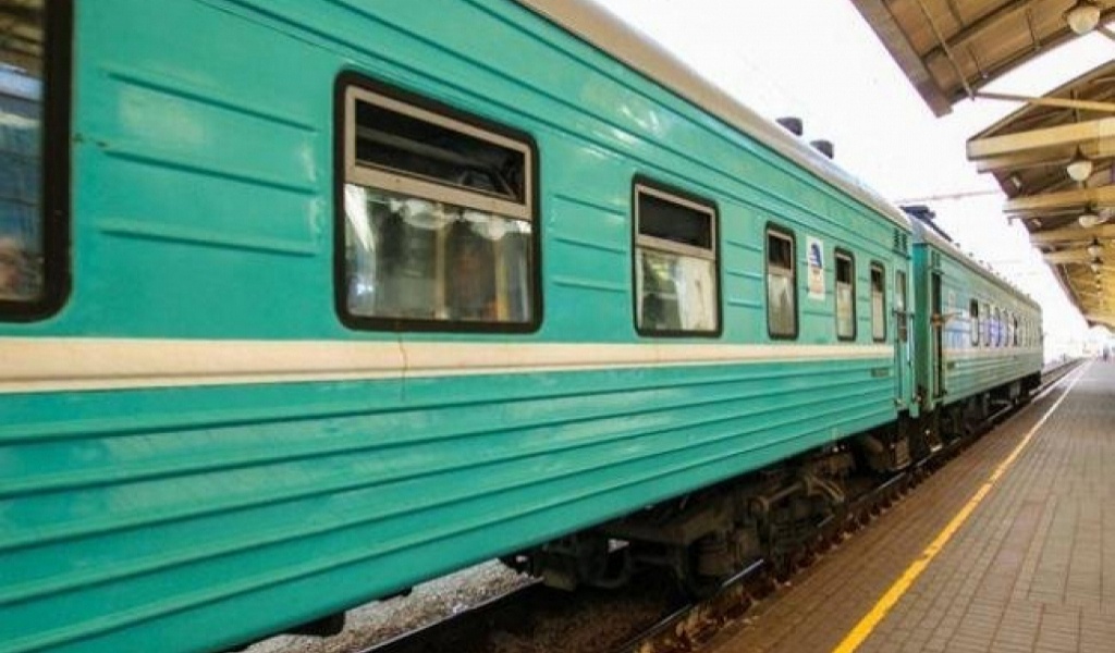 Qazaqstanda áıelderge arnalǵan vagondar jolǵa shyqty