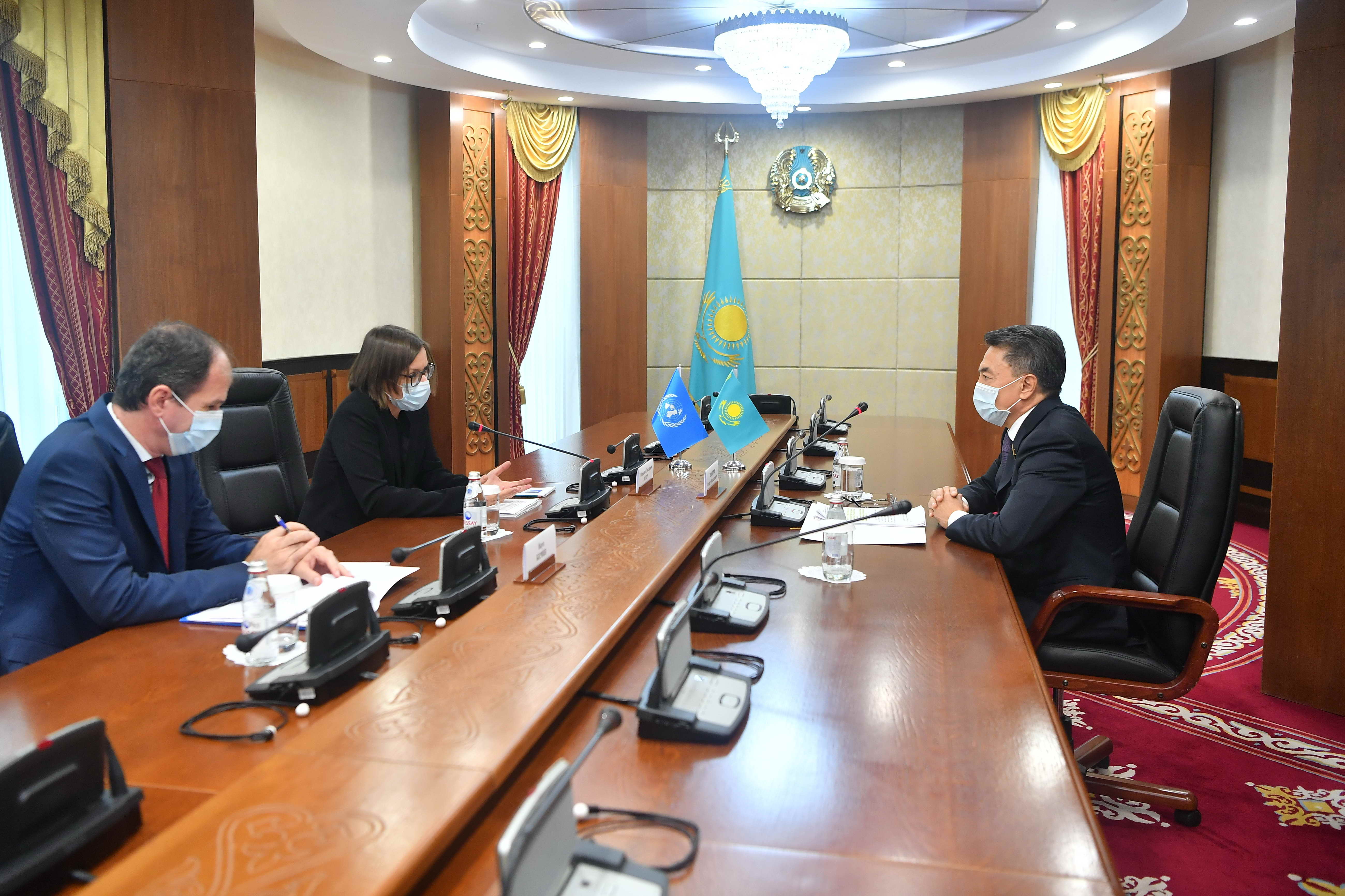 Asqar Shákirov BUU Bas hatshysynyń kómekshisimen kezdesti