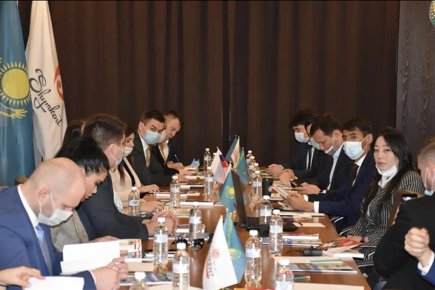 Shymkentke Tatarstan saýda-ónerkásiptik palatasynyń ókilderi keldi