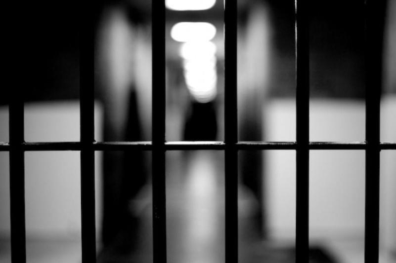 О́skemende abaqtynyń 6 qyzmetkeri sottaldy