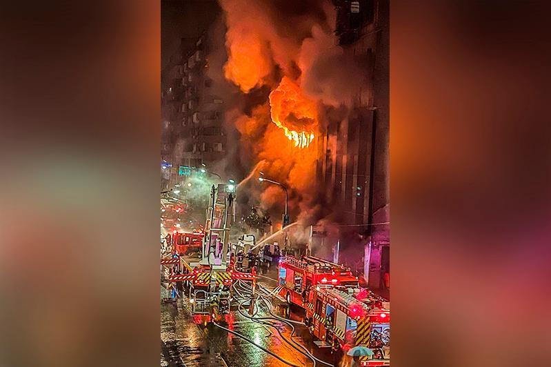 Turǵyn úıden shyqqan órtten 46 adam kóz jumdy