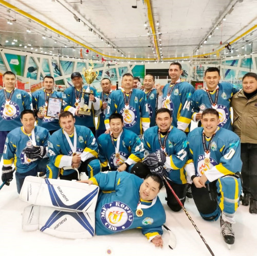 Mınıstrlik kýbogyn jeńip aldy