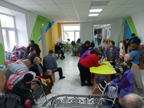 Qarabalyqtaǵy qarttar úıi jabyldy