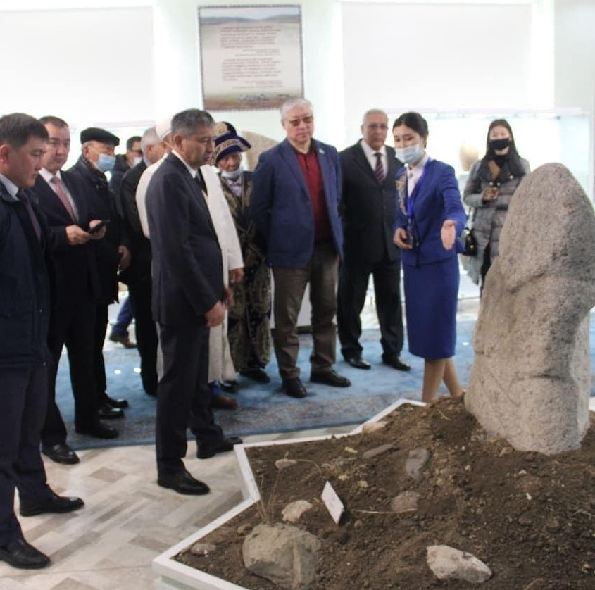 «Túrki obatasy» – aýyl mýzeıiniń tórinde