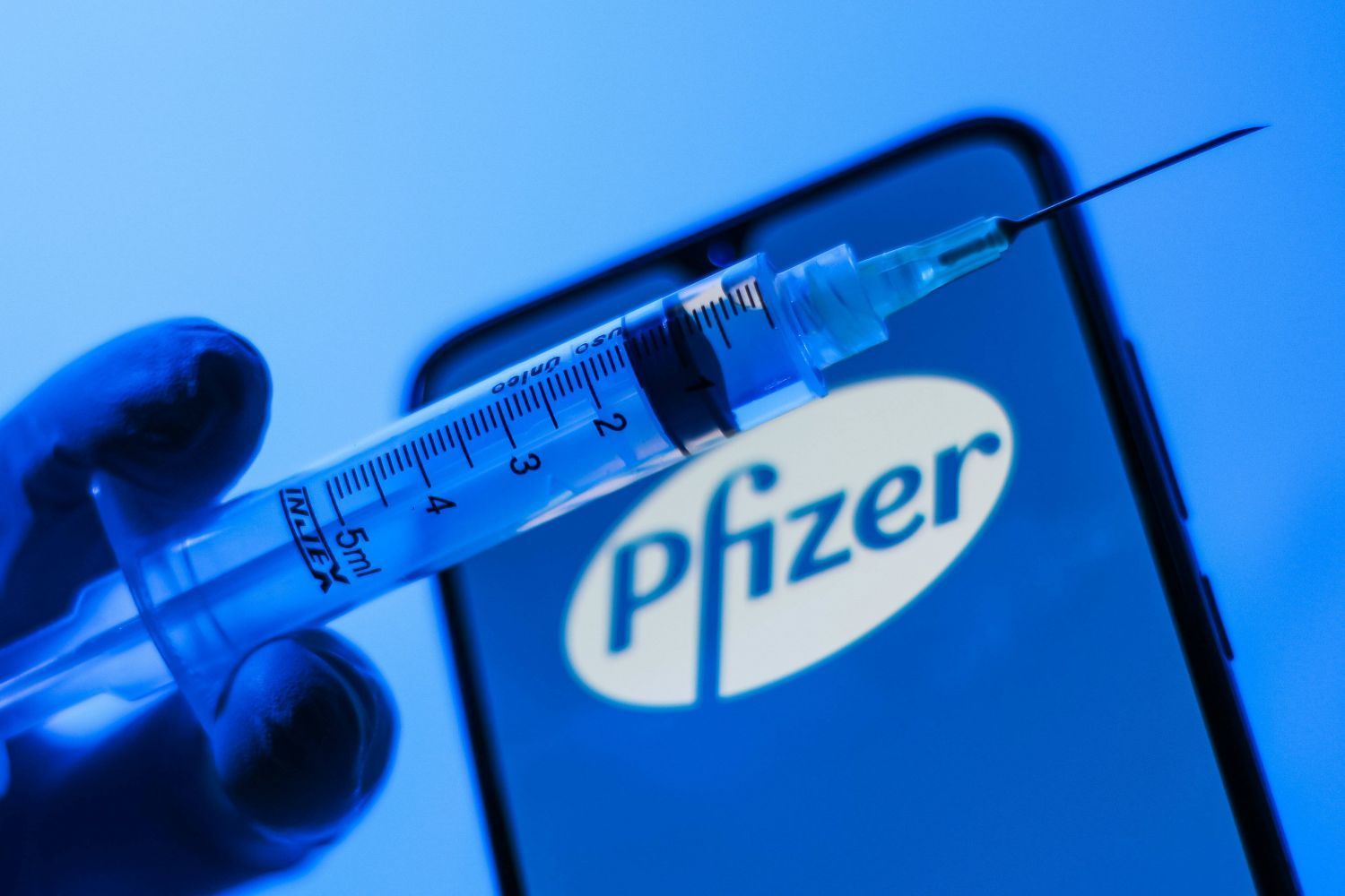 Pfizer vaksınasynyń qashan jetkiziletini belgili boldy