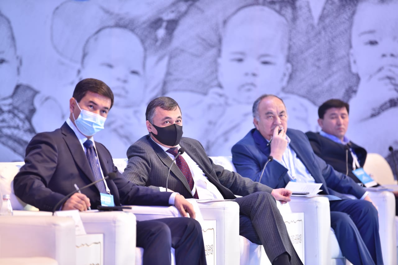 Otbasyna qoldaý kórsetetin ortalyqtar qurylady