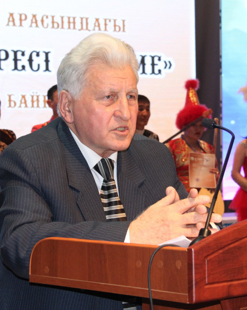 Qazaq tilinen qylysh soqqan