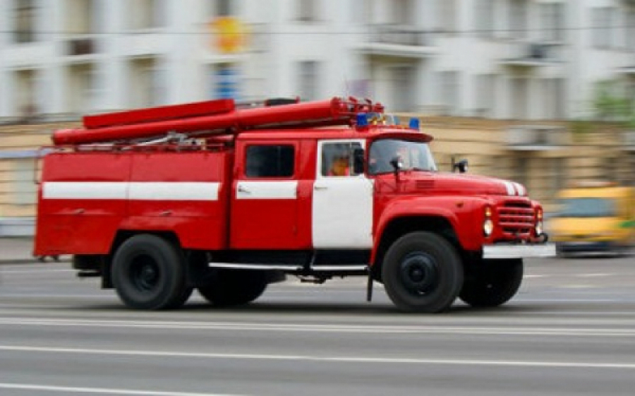 Petropavlda jylý trassasynyń kollektory órtenip, gaz ballony jaryldy