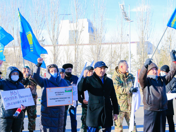 Elordada mıtıng ótti