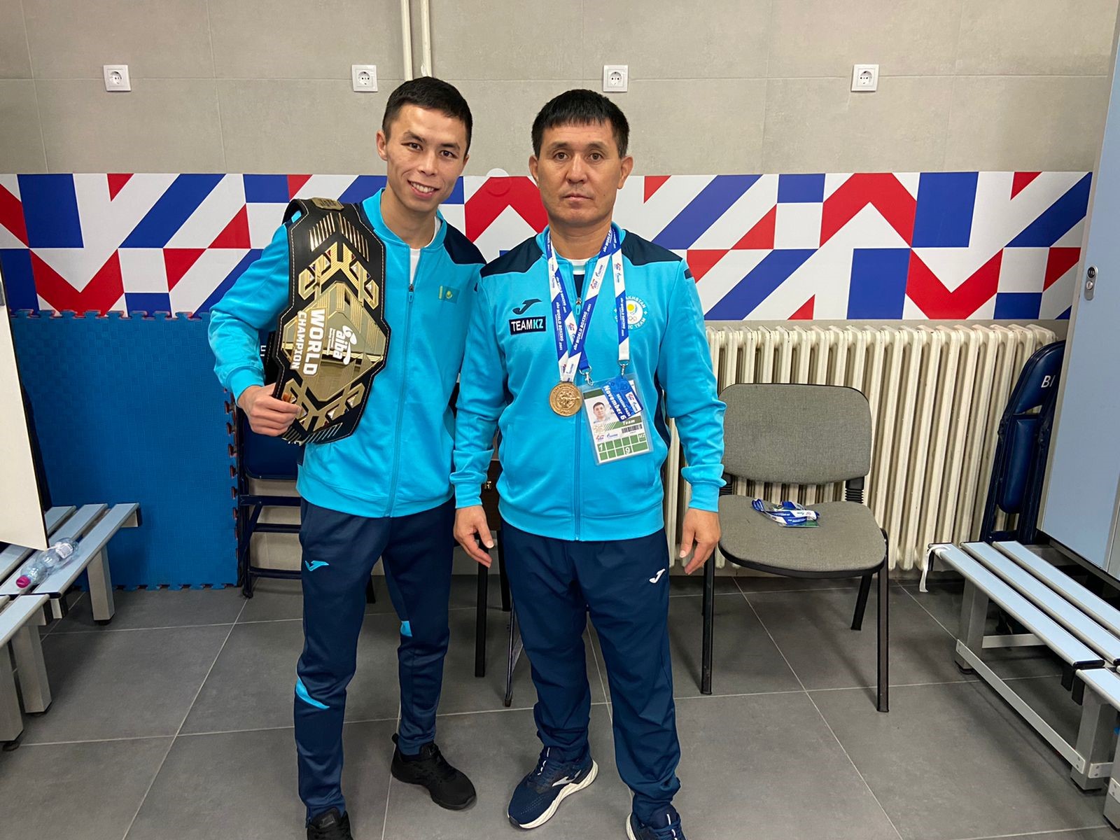 Álemdik dodada Ánurandy shyrqatýdyń jóni bólek